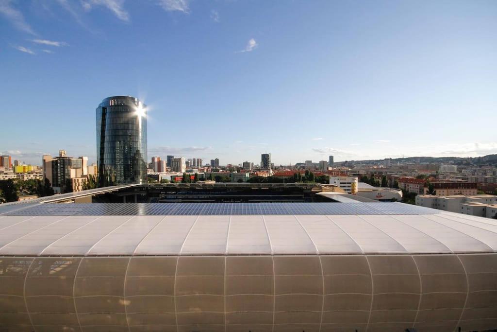 Apartment In Bratislava With Free Parking Exteriör bild